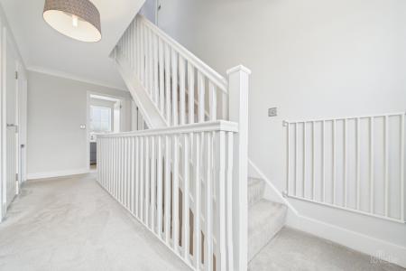 5 bedroom Detached house for sale in Canberra View, Barton-upon-Humber, North Lincolnshire, DN18