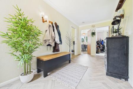 3 bedroom Detached bungalow for sale in Church Side, Goxhill, North Lincolnshire, DN19