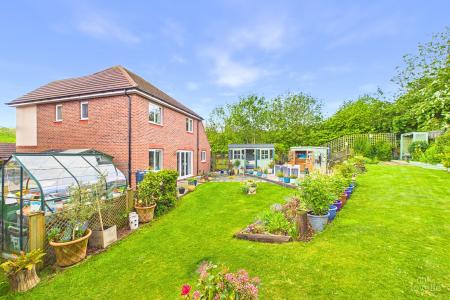 4 bedroom Detached house for sale in Jubilee Place, Barton-upon-Humber, North Lincolnshire, DN18