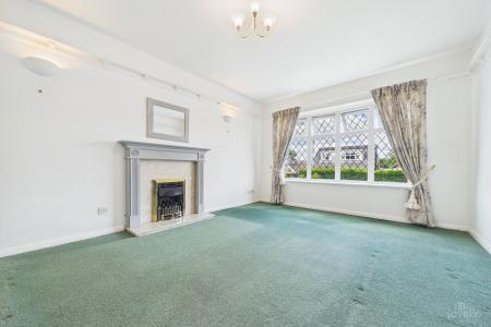 3 bedroom Detached house for sale in 4 Meadow Avenue, Ulceby, North Lincolnshire, DN39