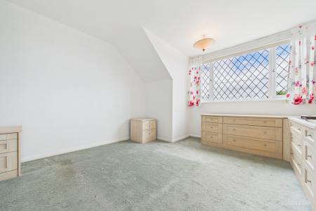 2 bedroom Detached house for sale in Meadow Avenue, Ulceby, North Lincolnshire, DN39