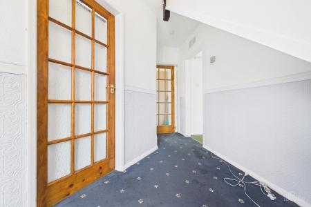 2 bedroom Detached house for sale in Meadow Avenue, Ulceby, North Lincolnshire, DN39
