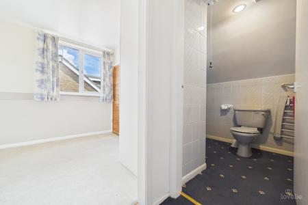 3 bedroom Detached house for sale in 4 Meadow Avenue, Ulceby, North Lincolnshire, DN39