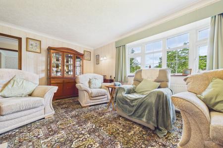 2 bedroom Detached bungalow for sale in Chapel Street, Goxhill, North Lincolnshire, DN19