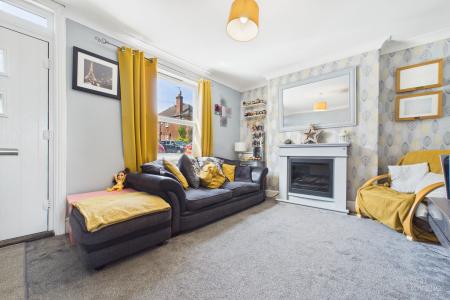 3 bedroom Terraced House for sale in Westfield Road, Barton-upon-Humber, North Lincolnshire, DN18