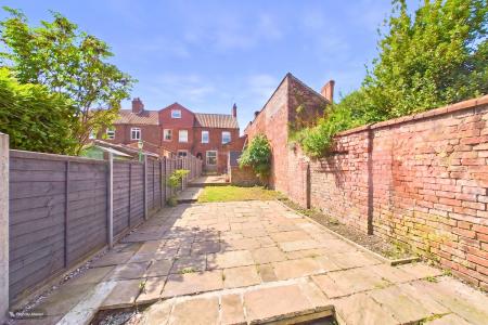 3 bedroom Terraced House for sale in Westfield Road, Barton-upon-Humber, North Lincolnshire, DN18
