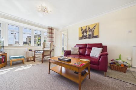 2 bedroom Detached bungalow for sale in Cornhill Drive, Barton-upon-Humber, North Lincolnshire, DN18