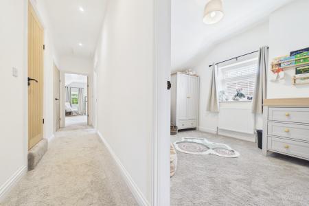 4 bedroom Semi-detached house for sale in Low Road, Worlaby, North Lincolnshire, DN20