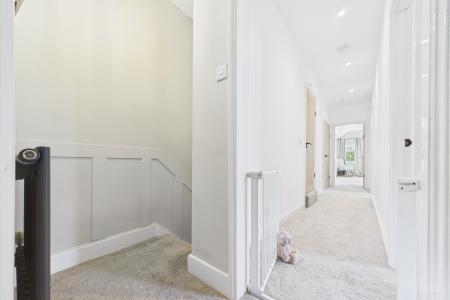 4 bedroom Semi-detached house for sale in Low Road, Worlaby, North Lincolnshire, DN20