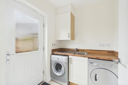 4 bedroom Detached house for sale in Jubilee Place, Barton-upon-Humber, North Lincolnshire, DN18