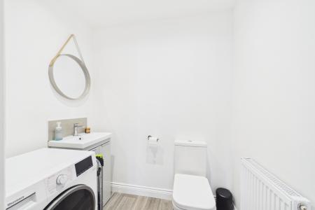 3 bedroom Semi-detached house for sale in Coach Well Gardens, Barton-upon-Humber, North Lincolnshire, DN18