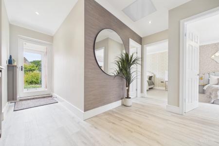 3 bedroom Detached bungalow for sale in Barton Street, Barrow-upon-Humber, North Lincolnshire, DN19