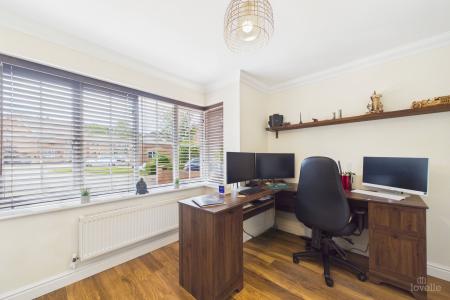 5 bedroom Detached house for sale in Abbey Rise, Barrow-upon-Humber, North Lincolnshire, DN19