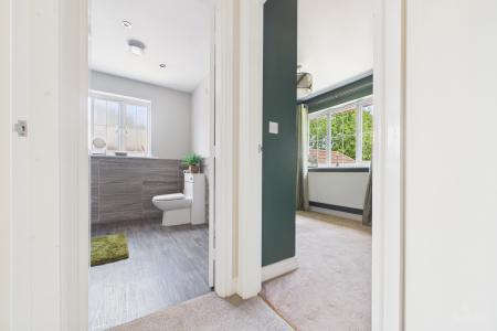 5 bedroom Detached house for sale in Abbey Rise, Barrow-upon-Humber, North Lincolnshire, DN19
