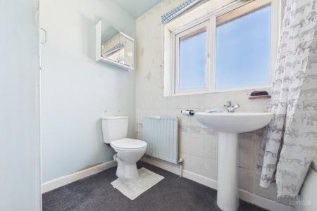 3 bedroom Semi-detached house for sale in Marsh Lane, Barton-upon-Humber, North Lincolnshire, DN18