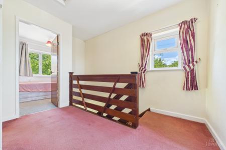 3 bedroom Semi-detached house for sale in Marsh Lane, Barton-upon-Humber, North Lincolnshire, DN18