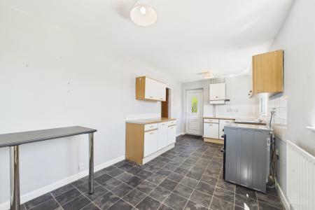 3 bedroom Semi-detached house for sale in Marsh Lane, Barton-upon-Humber, North Lincolnshire, DN18