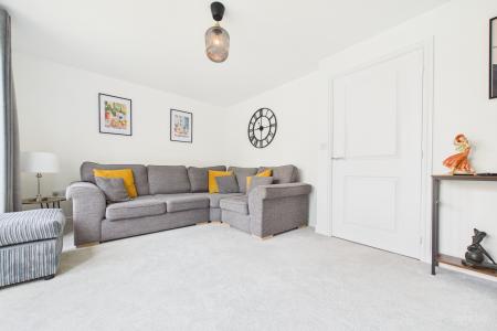 3 bedroom End of terrace house for sale in Clipson Crest, Barton-upon-Humber, North Lincolnshire, DN18