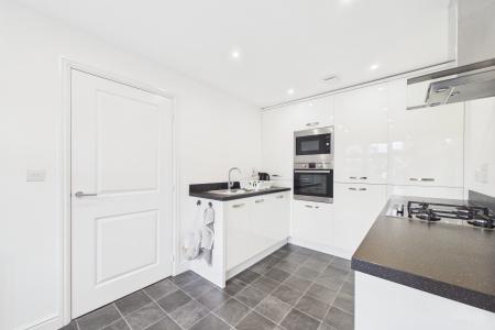 3 bedroom End of terrace house for sale in Clipson Crest, Barton-upon-Humber, North Lincolnshire, DN18