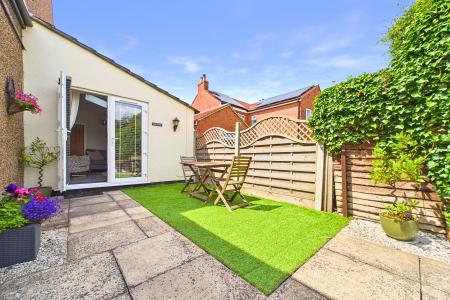 4 bedroom Detached house for sale in Townside, East Halton, North Lincolnshire, DN40