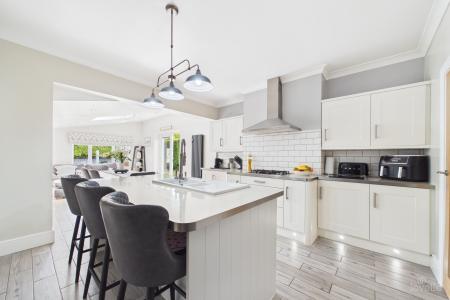 4 bedroom Detached house for sale in Townside, East Halton, North Lincolnshire, DN40