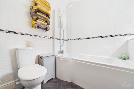 4 bedroom Detached house for sale in Townside, East Halton, North Lincolnshire, DN40
