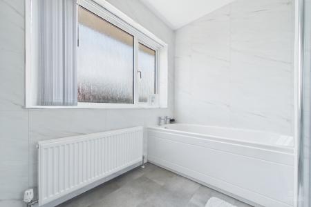 4 bedroom Detached house for sale in Ferriby Road, Barton-upon-Humber, North Lincolnshire, DN18