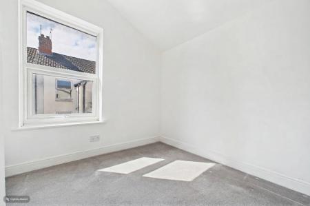 3 bedroom Terraced House for sale in Myrtle Avenue, Wellsted Street, Kingston upon Hull, East Riding of Yorkshire, HU3
