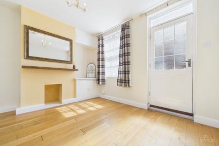 2 bedroom Terraced House for sale in Brigg Road, Barton-upon-Humber, North Lincolnshire, DN18