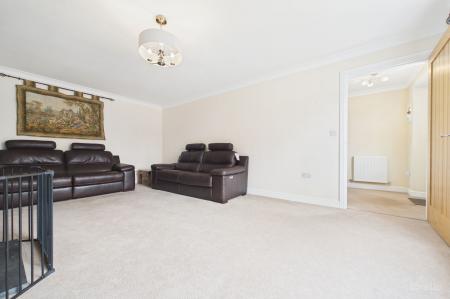 4 bedroom Detached house for sale in Franklin Way, Barrow-Upon-Humber, DN19