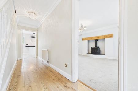 4 bedroom Detached house for sale in The Close, Goxhill, DN19