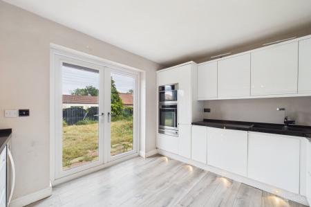 4 bedroom Detached house for sale in The Close, Goxhill, DN19