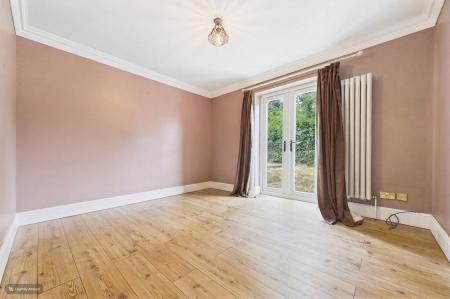 4 bedroom Detached house for sale in The Close, Goxhill, DN19