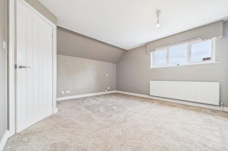 4 bedroom Detached house for sale in The Close, Goxhill, DN19