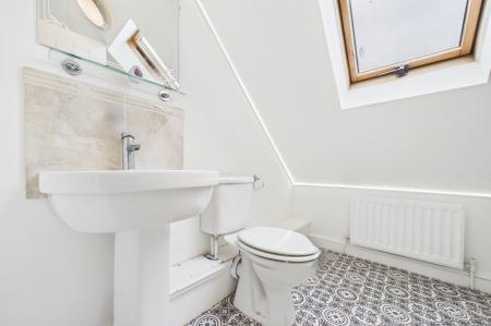 4 bedroom Detached house for sale in The Close, Goxhill, DN19