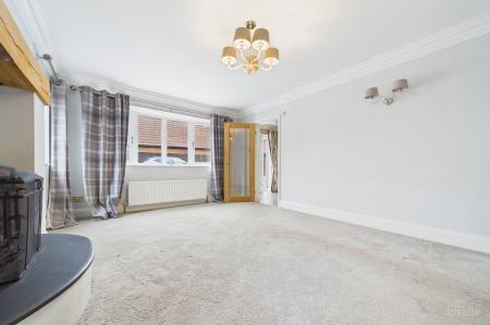 4 bedroom Detached house for sale in The Close, Goxhill, DN19
