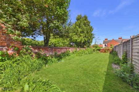 3 bedroom Terraced House for sale in Westfield Road, Barton-Upon-Humber, DN18