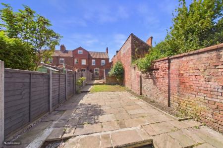 3 bedroom Terraced House for sale in Westfield Road, Barton-Upon-Humber, DN18