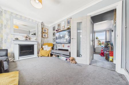 3 bedroom Terraced House for sale in Westfield Road, Barton-Upon-Humber, DN18