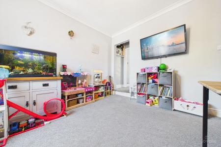 3 bedroom Terraced House for sale in Westfield Road, Barton-Upon-Humber, DN18