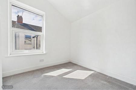 3 bedroom Terraced House for sale in 4 Myrtle Avenue Wellsted Street Kingston Upon Hull East Riding of Yorkshire HU3 3BB