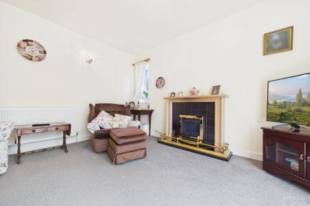 2 bedroom Detached bungalow for sale in Finchley Close, Barton-Upon-Humber, DN18