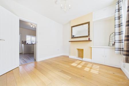 2 bedroom Terraced House for sale in Brigg Road, Barton-Upon-Humber, DN18