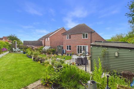4 bedroom Detached house for sale in Jubilee Place, Barton-Upon-Humber, DN18