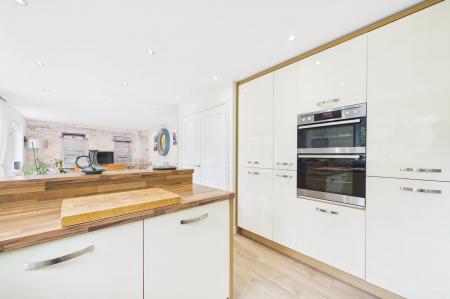 4 bedroom Detached house for sale in Jubilee Place, Barton-Upon-Humber, DN18
