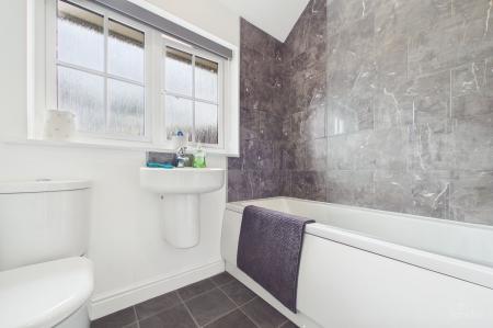 3 bedroom End of terrace house for sale in Clipson Crest, Barton-Upon-Humber, DN18