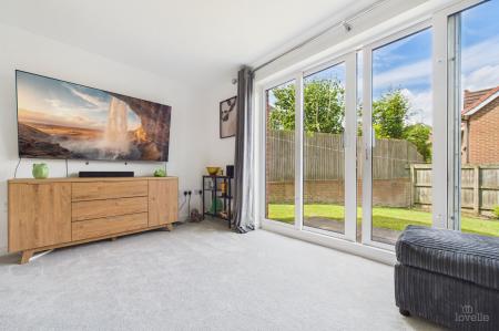 3 bedroom End of terrace house for sale in Clipson Crest, Barton-Upon-Humber, DN18