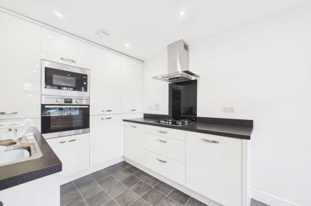 3 bedroom End of terrace house for sale in Clipson Crest, Barton-Upon-Humber, DN18