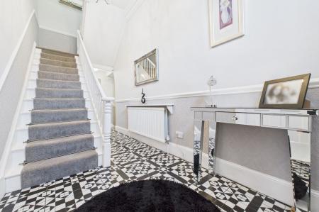 4 bedroom Semi-detached house for sale in Queen Street Barton-Upon-Humber, North Lincolnshire, DN18