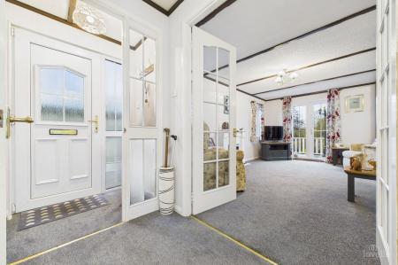 2 bedroom Park home for sale in Maltkiln Road, Barton-Upon-Humber, DN18